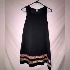 Chic Black Dress with Vibrant Trim